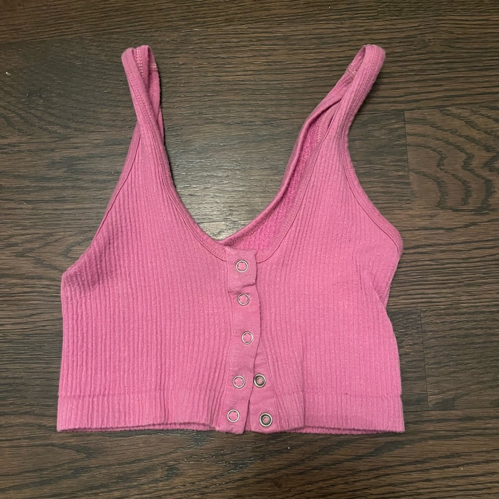 urban outfitters pink cropped tank top
